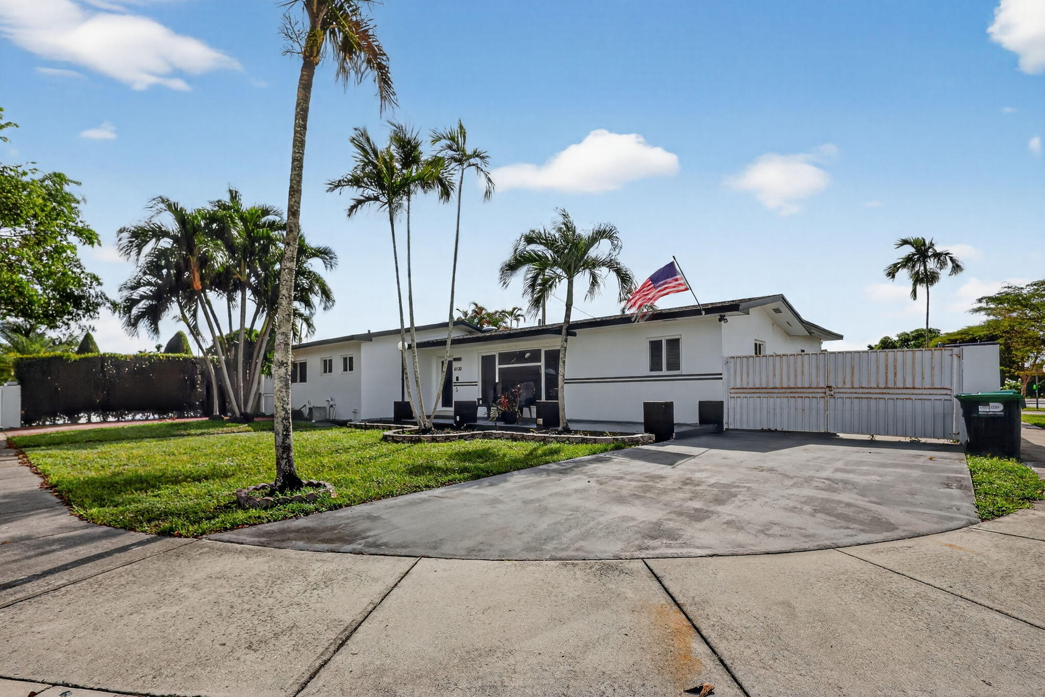 6120 Northwest 110th Terrace Hialeah, FL 33012 - Photo 2 of 64 2-web-or-mls-8H3A1900