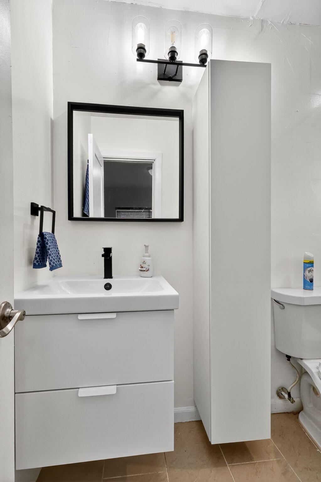 6120 Northwest 110th Terrace Hialeah, FL 33012 - Photo 32 of 64 21-web-or-mls-8H3A1716