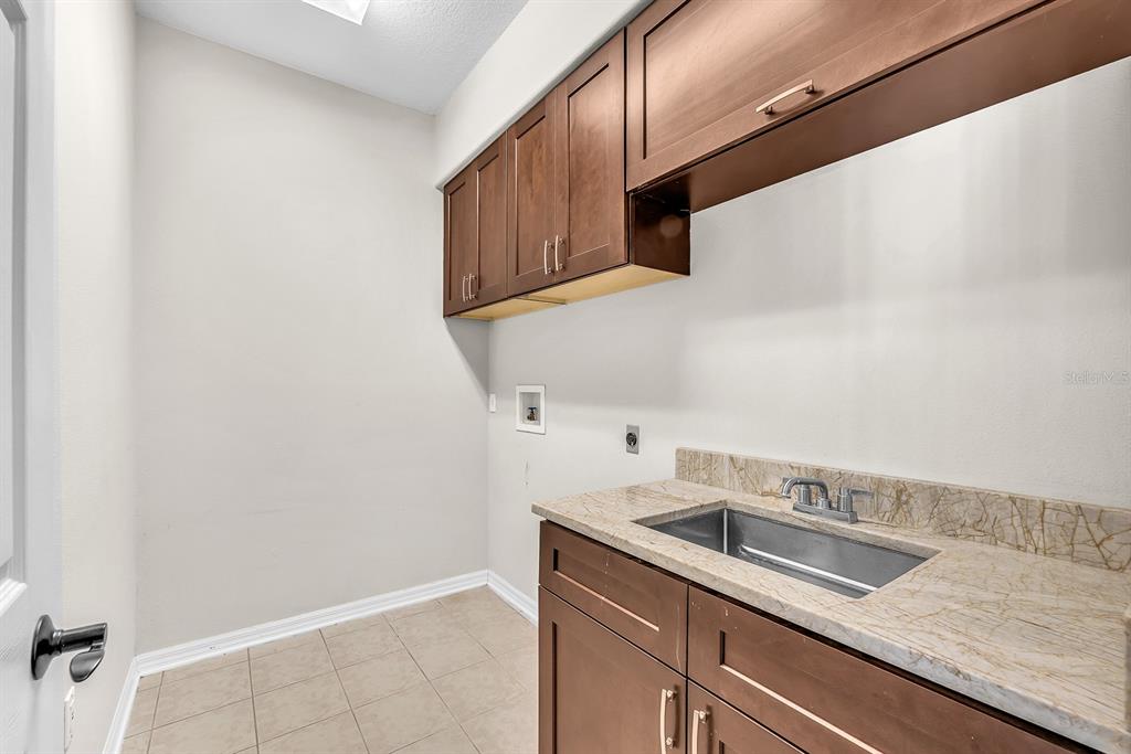 3504 Old Course Lane Valrico, FL 33596 - Photo 32 of 59