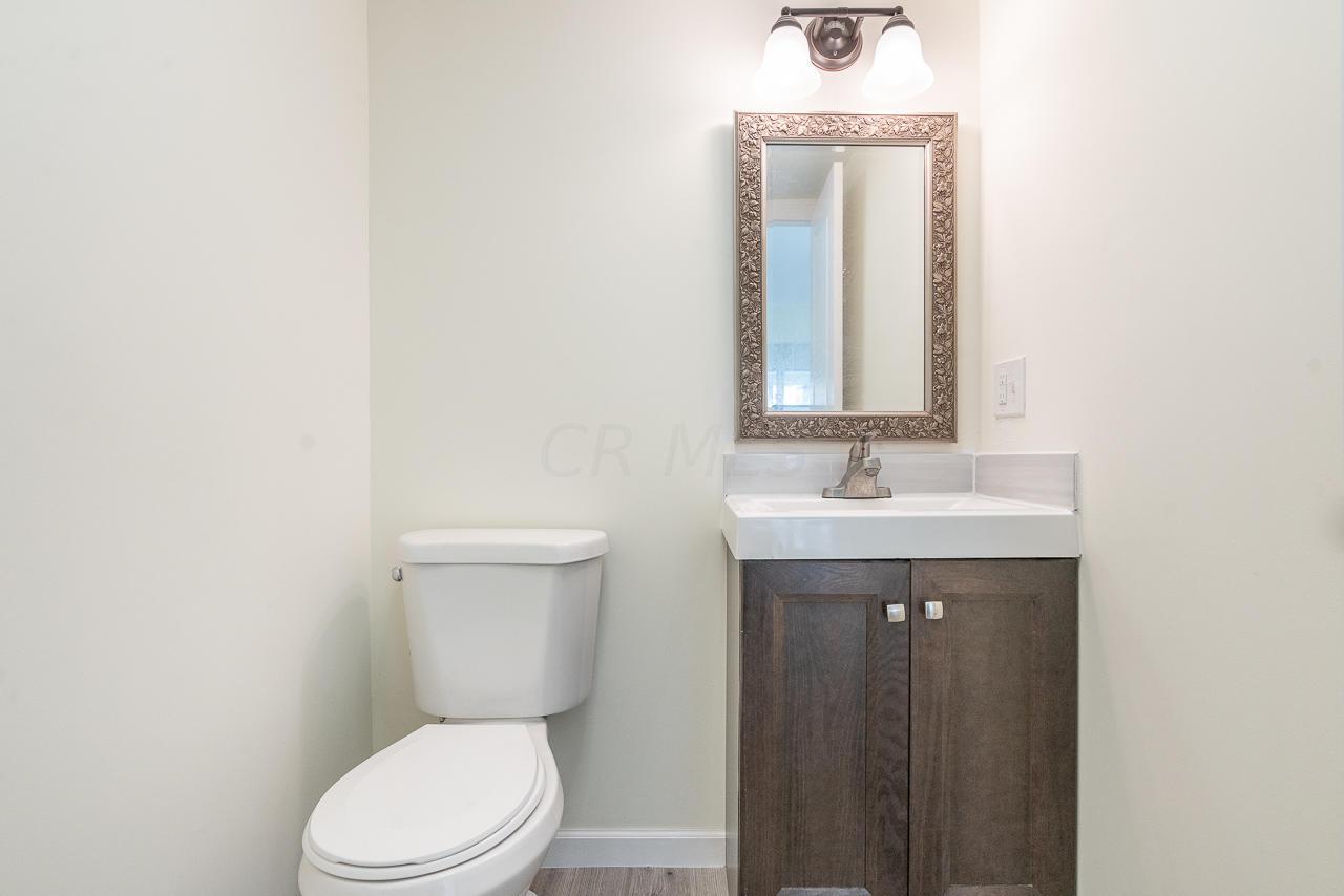 1321 Lockbourne Road Columbus, OH 43206 - Photo 23 of 41