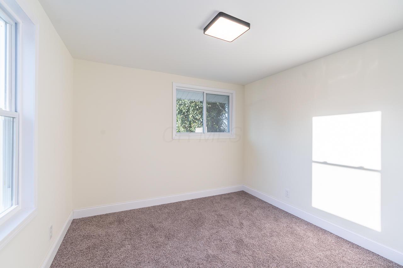 1321 Lockbourne Road Columbus, OH 43206 - Photo 31 of 41