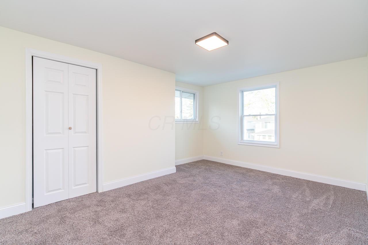 1321 Lockbourne Road Columbus, OH 43206 - Photo 33 of 41