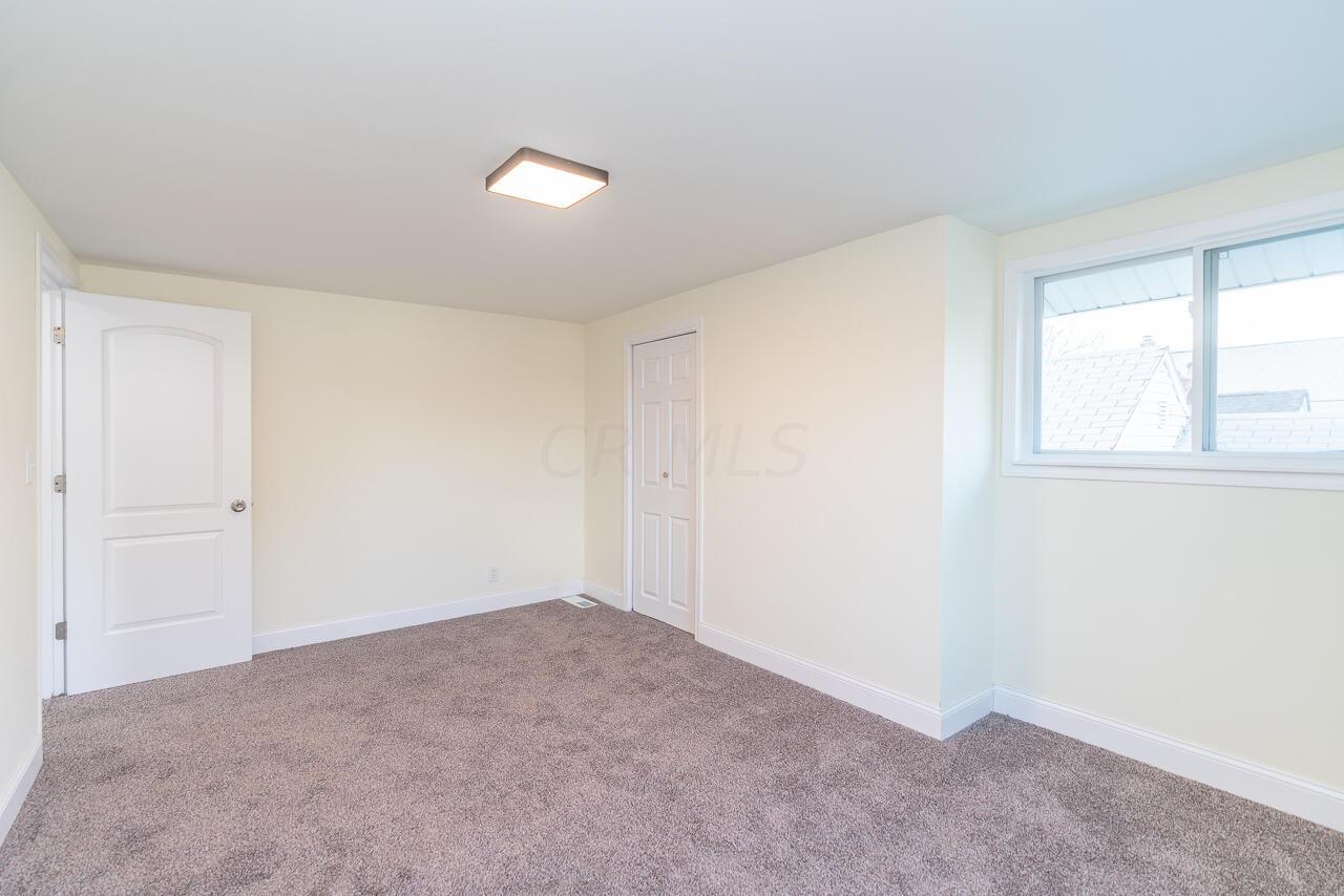 1321 Lockbourne Road Columbus, OH 43206 - Photo 34 of 41