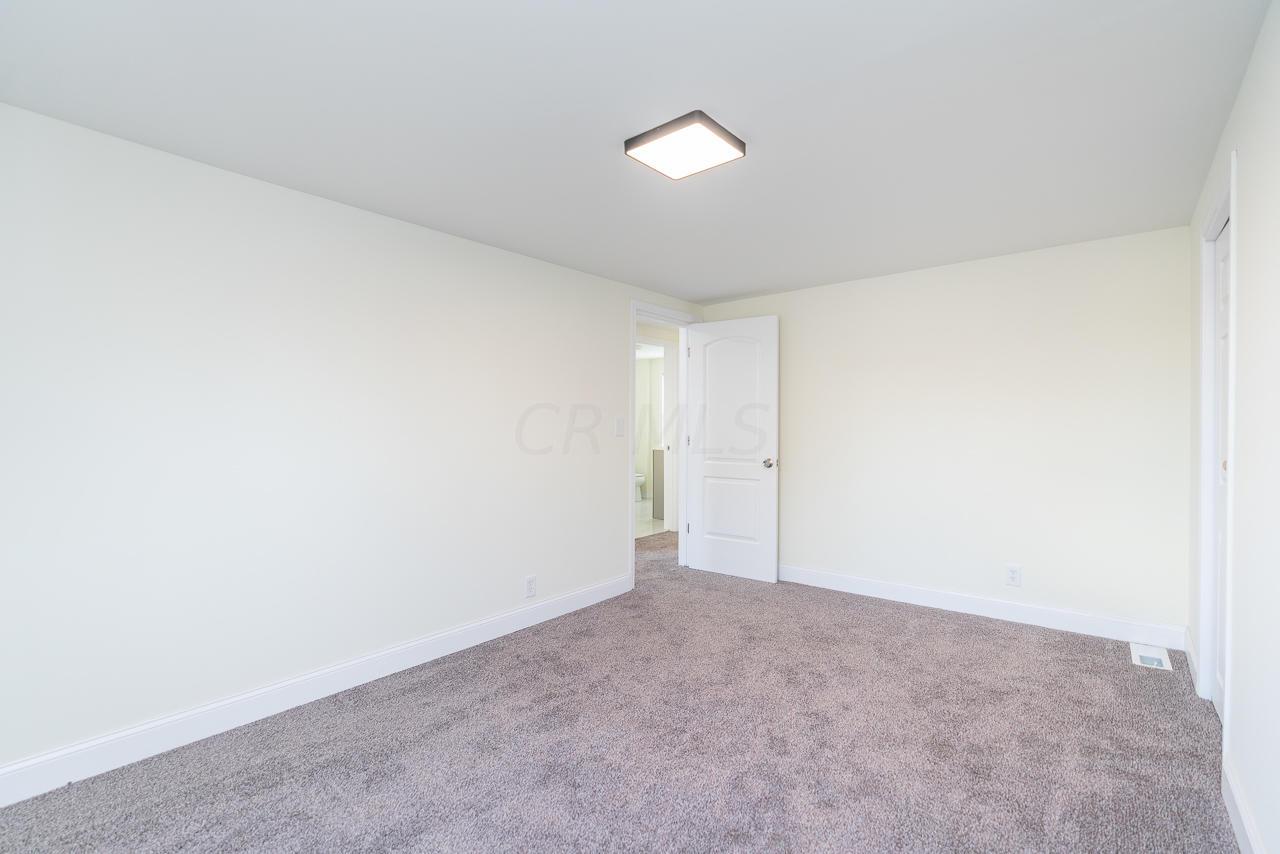 1321 Lockbourne Road Columbus, OH 43206 - Photo 35 of 41