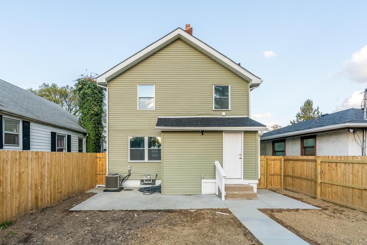 1321 Lockbourne Road Columbus, OH 43206 - Photo 5 of 41