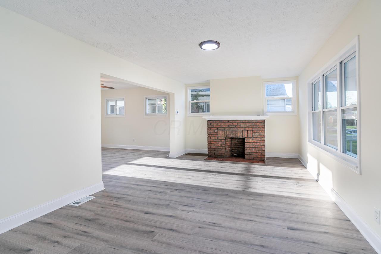 1321 Lockbourne Road Columbus, OH 43206 - Photo 10 of 41