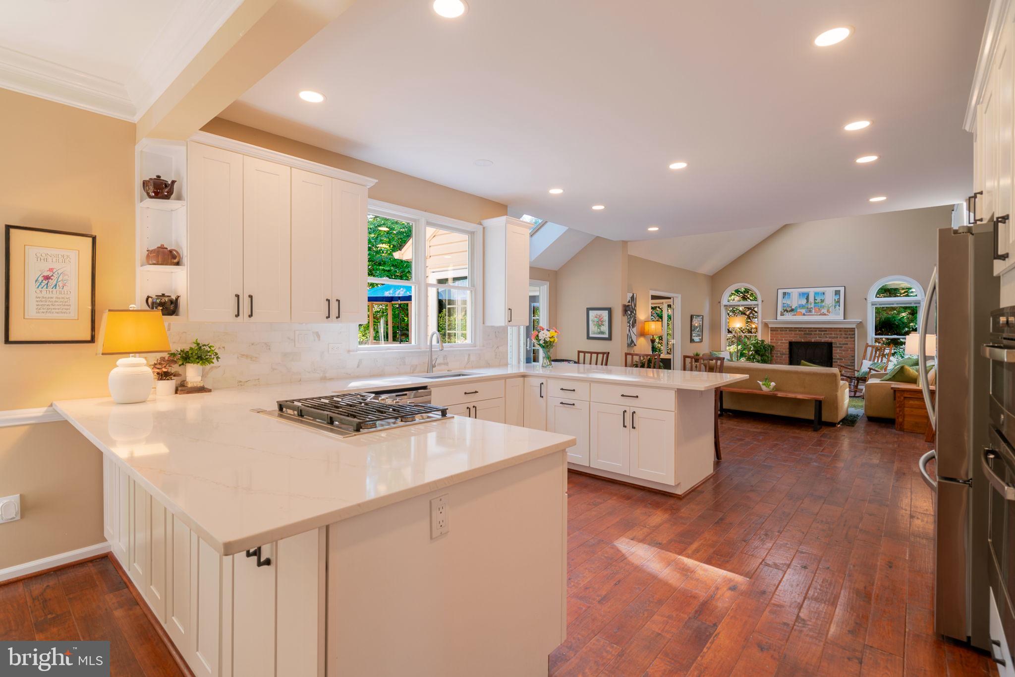 1308 Aldbury Way Reston, VA 20194 - Photo 10 of 84