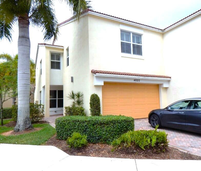 4820 Northwest 16th Terrace Boca Raton, FL 33431 - Photo 2 of 39 1 4820 driveway pic