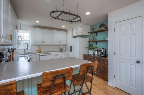 $339,950 | 13741 Lawrence Avenue, Bonner Springs, KS 66012