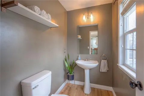 $339,950 | 13741 Lawrence Avenue, Bonner Springs, KS 66012