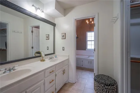 $339,950 | 13741 Lawrence Avenue, Bonner Springs, KS 66012