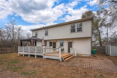 $339,950 | 13741 Lawrence Avenue, Bonner Springs, KS 66012