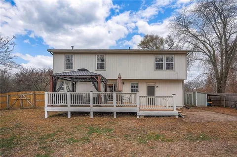 $339,950 | 13741 Lawrence Avenue, Bonner Springs, KS 66012