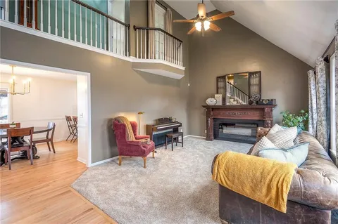 $339,950 | 13741 Lawrence Avenue, Bonner Springs, KS 66012