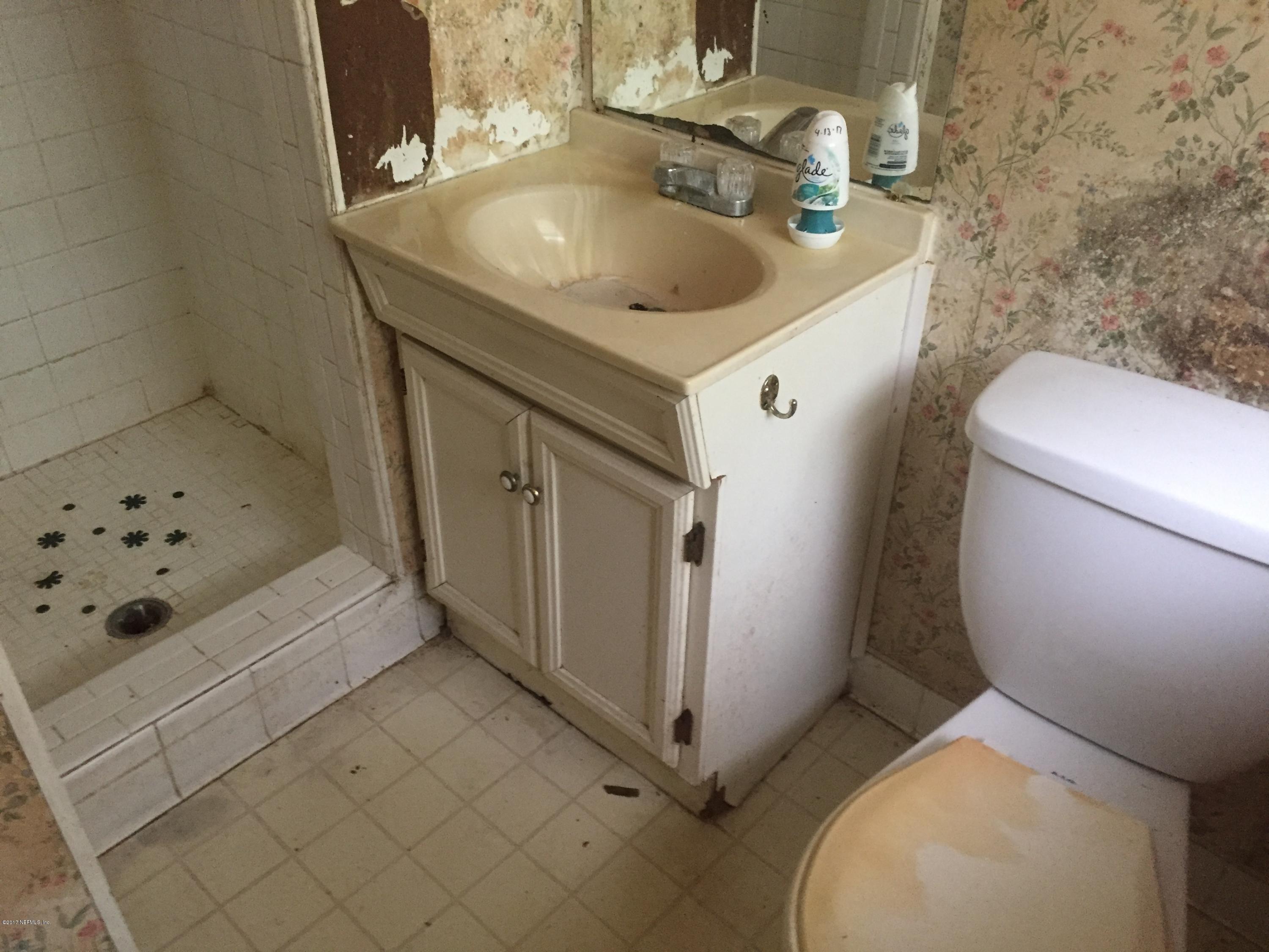 2226 Leon Road Jacksonville, FL 32246 - Photo 13 of 15 IMG_9710