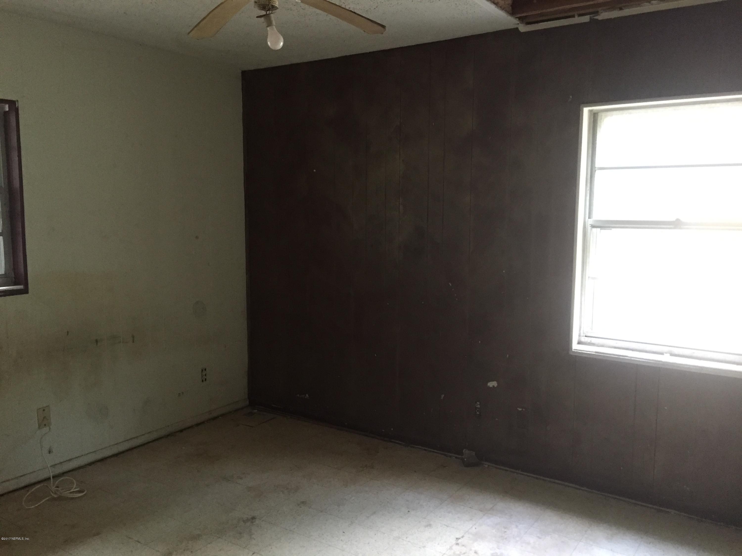 2226 Leon Road Jacksonville, FL 32246 - Photo 10 of 15 IMG_9706