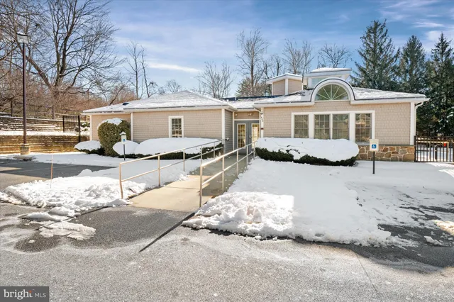 $2,900 | 31 Ashley Court, Unit 31, Chester Heights, PA 19342