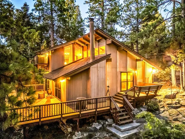 a street view along with yard