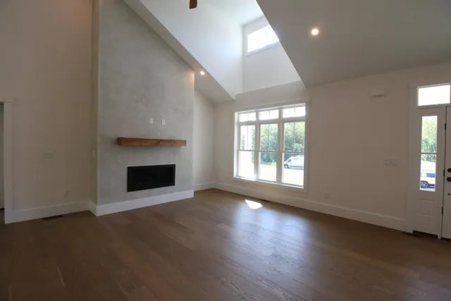 $774,900 | 441 Blane Circle, Unit 12, Pembroke, NH 03275