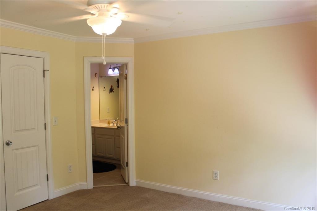 220 Beechtree Circle Rutherfordton, NC 28139 - Photo 19 of 26 an empty room with a bathroom