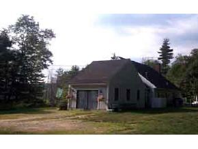 14 Scribner Road Raymond, NH 03077 - Photo 2 of 8