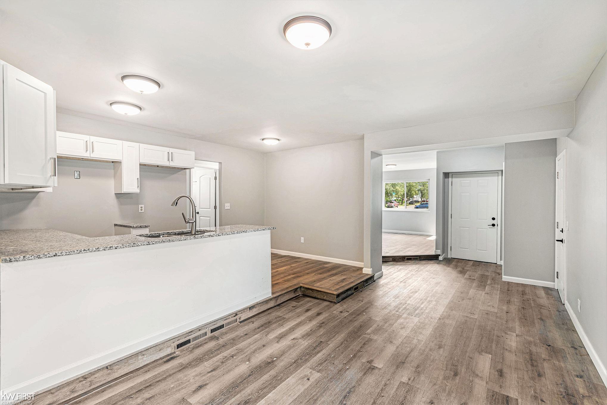 2329 Bates Road Mount Morris, MI 48458 - Photo 6 of 25 50088103-5.JPG
