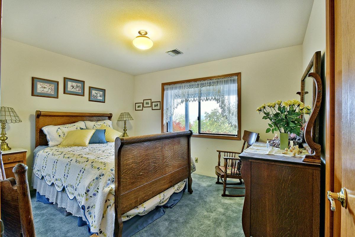 7979 Rapp Lane Talent, OR 97540 - Photo 30 of 35 Additional Photo