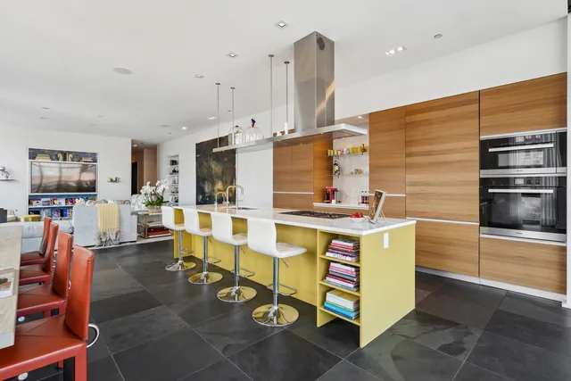 $2,295,000 | 400 West Huron Street, Unit 801, Chicago, IL 60654