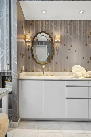 $2,295,000 | 400 West Huron Street, Unit 801, Chicago, IL 60654