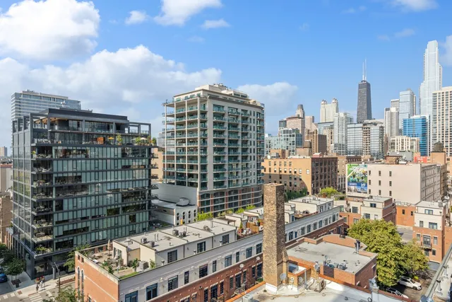 $2,295,000 | 400 West Huron Street, Unit 801, Chicago, IL 60654