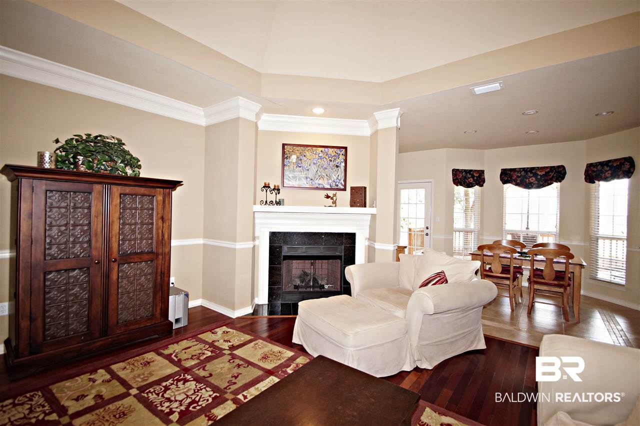 24942 Bosbyshell Avenue Daphne, AL 36526 - Photo 2 of 32