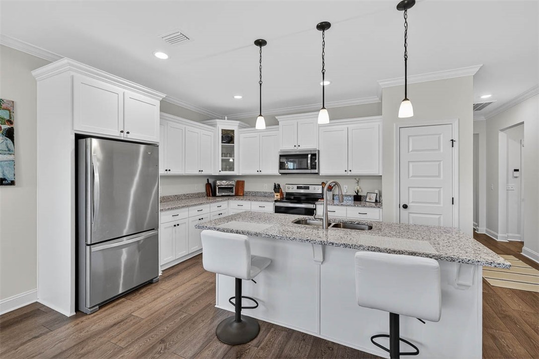 61 Allie Loop Brunswick, GA 31525 - Photo 6 of 34