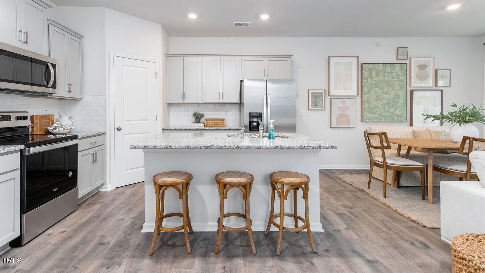 1814 Hinesley Road Durham, NC 27703 - Photo 4 of 28 1569 Amberview Lane-8