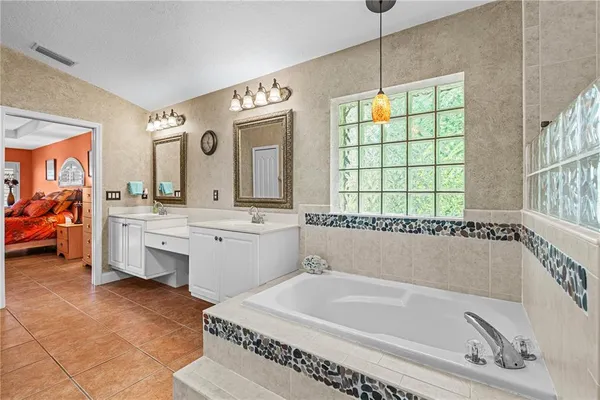 $400,000 | 30 Acanthus Circle, Ormond Beach, FL 32174