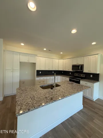 $364,900 | 7356 Whispering Creek Lane, Powell, TN 37849