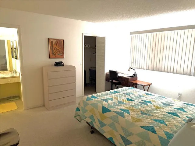 $135,000 | 390 301 Boulevard West, Unit 17C, Bradenton, FL 34205