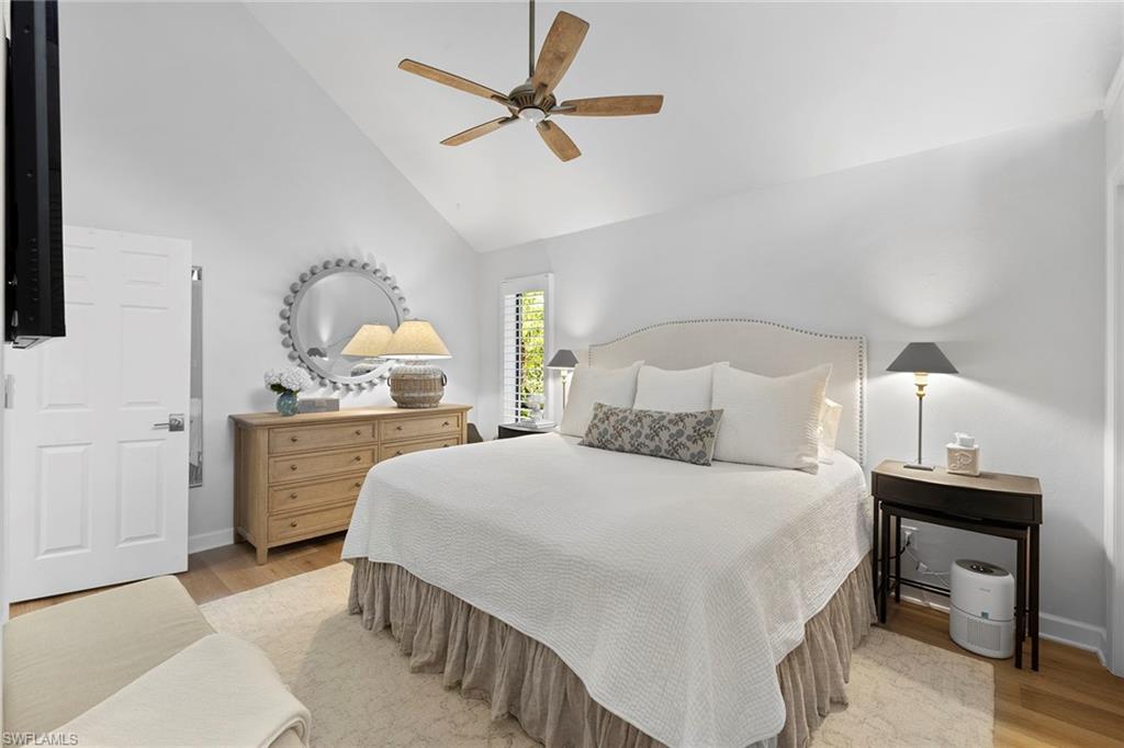 1261 Solana Road, Unit F4 Naples, FL 34103 - Photo 15 of 25 Gallery Image 15