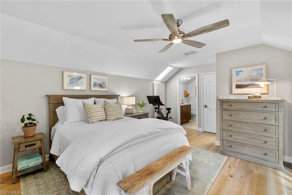 1261 Solana Road, Unit F4 Naples, FL 34103 - Photo 17 of 25 Gallery Image 17