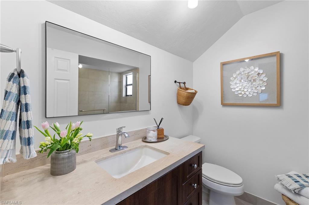 1261 Solana Road, Unit F4 Naples, FL 34103 - Photo 19 of 25 Gallery Image 19