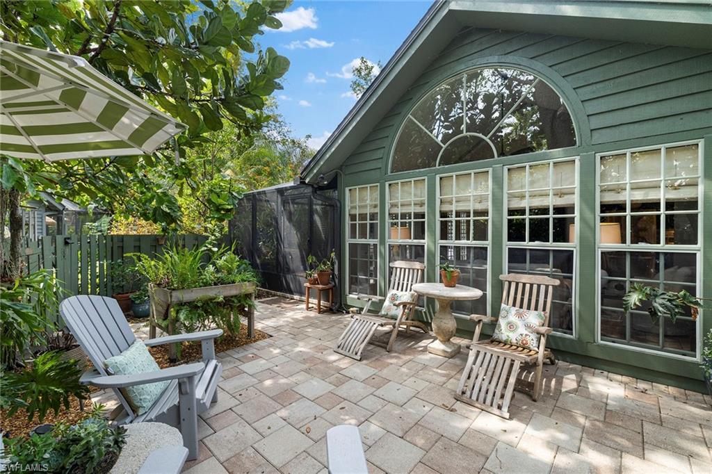 1261 Solana Road, Unit F4 Naples, FL 34103 - Photo 23 of 25 Gallery Image 23