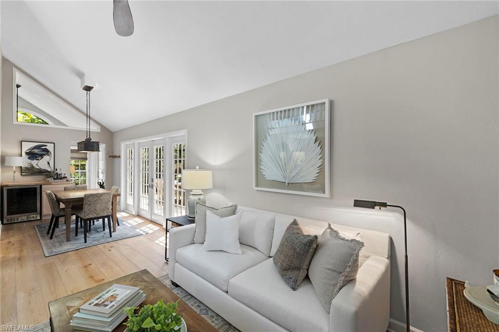 1261 Solana Road, Unit F4 Naples, FL 34103 - Photo 4 of 25 Gallery Image 4
