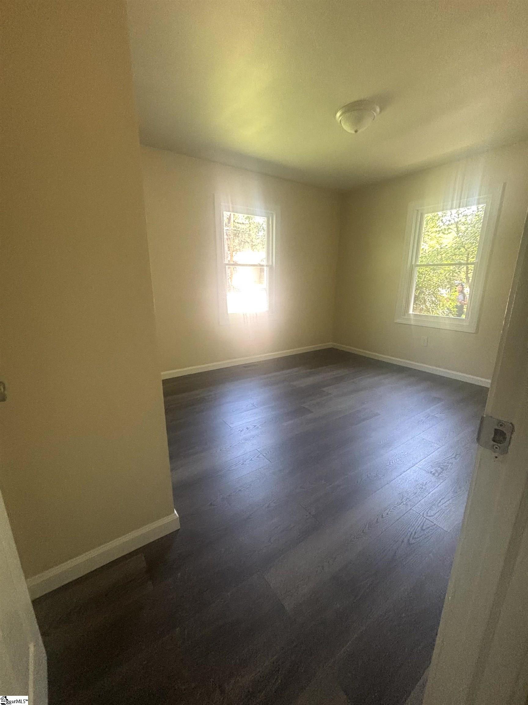 910 East Whitner Street Anderson, SC 29624 - Photo 17 of 18 Gallery Image 17