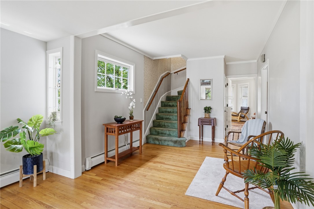 407 Smithfield Avenue Pawtucket, RI 02860 - Photo 12 of 49