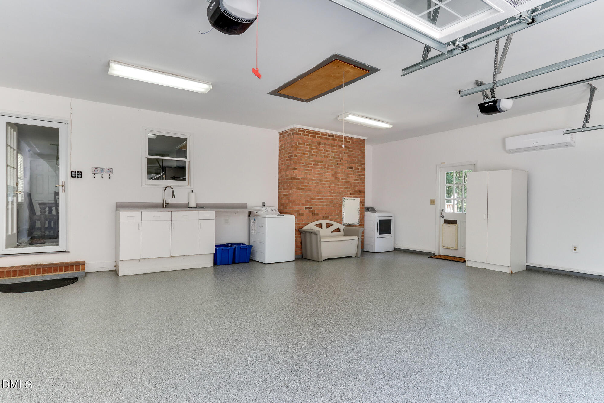 7105 Kemp Road Raleigh, NC 27613 - Photo 25 of 29 Kemp_7105-26