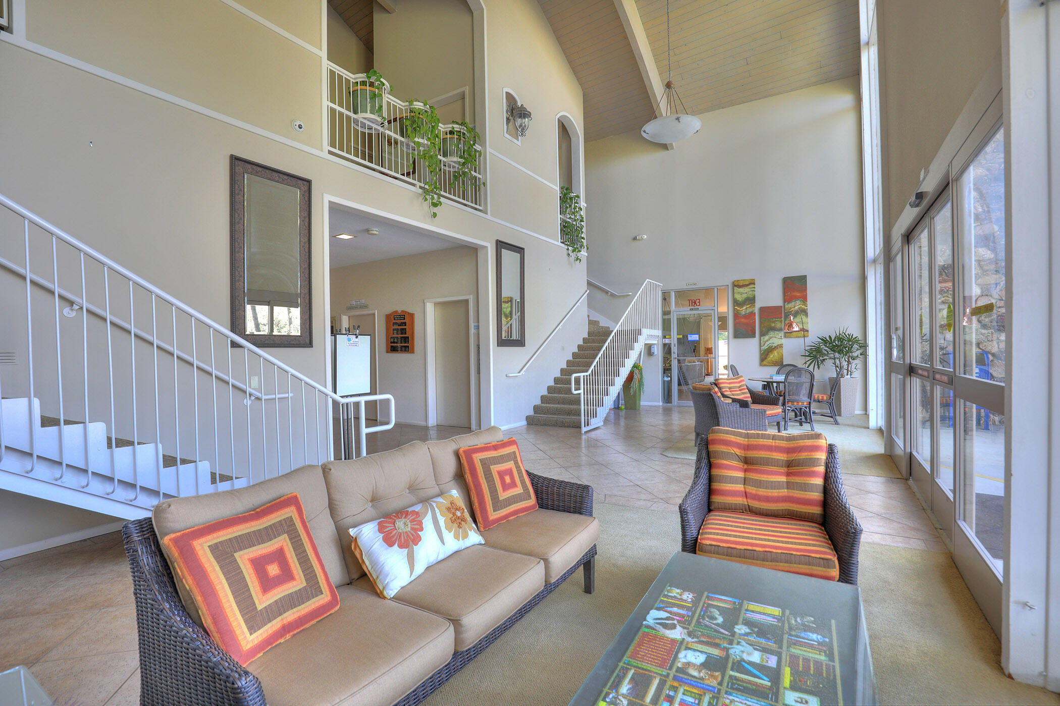 5808 Encina Road, Unit 1 Goleta, CA 93117 - Photo 20 of 23 Community clubhouse
