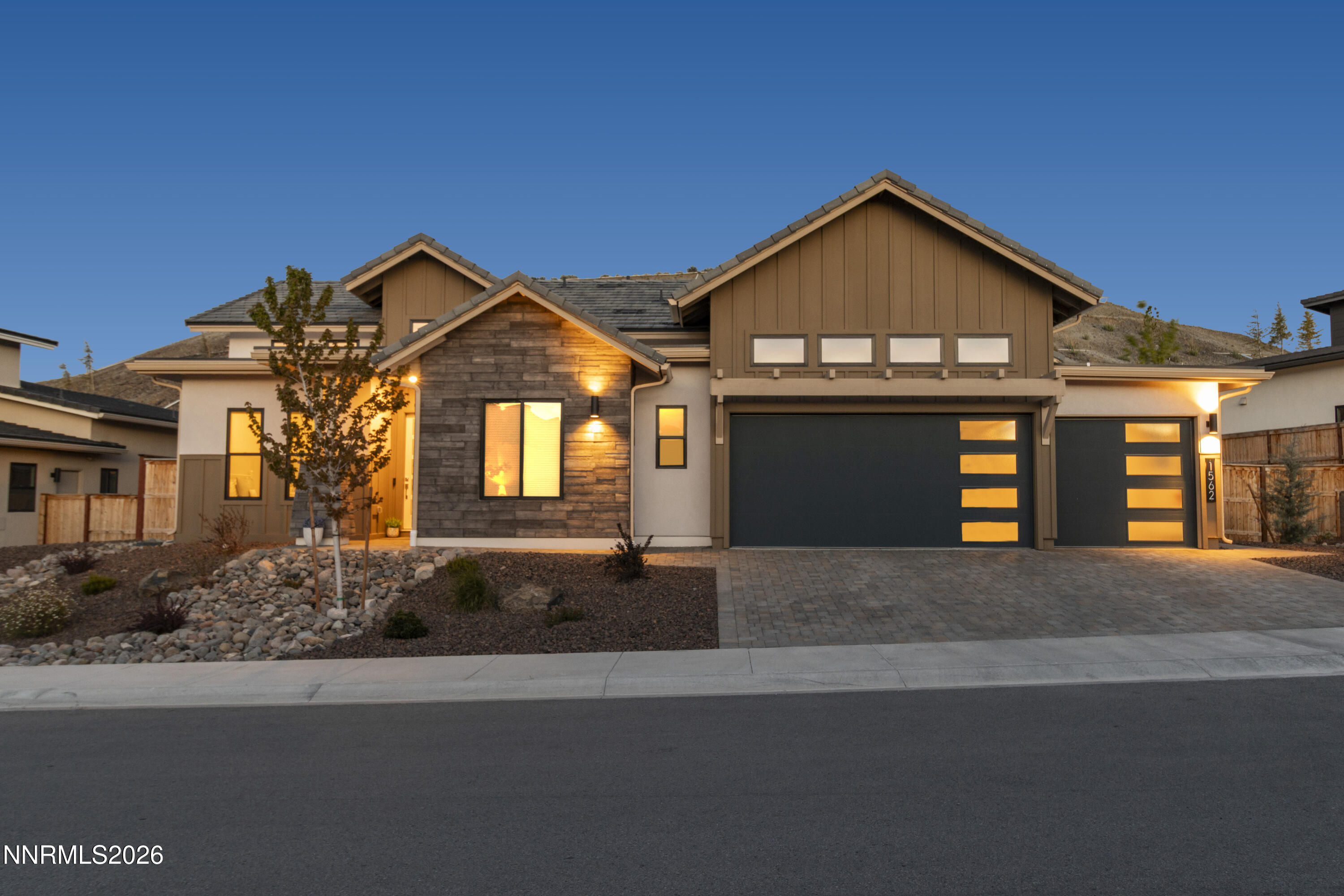 1562 River Hill Way-Twilights-105