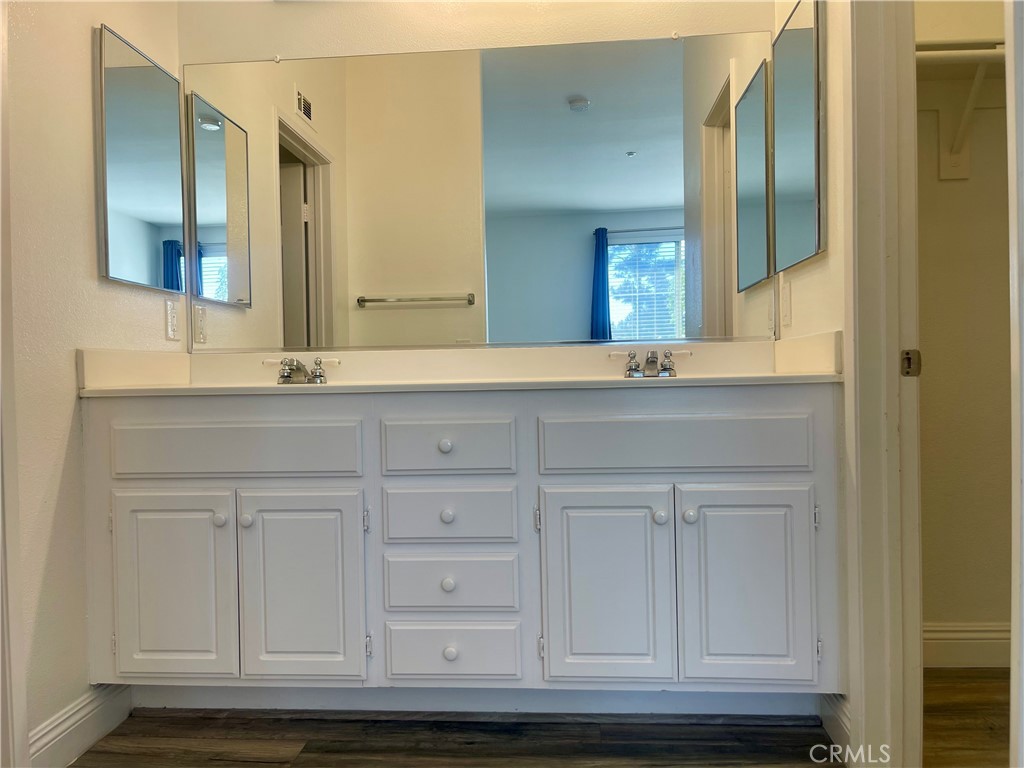 1702 Elk Grove Irvine, CA 92618 - Photo 9 of 17