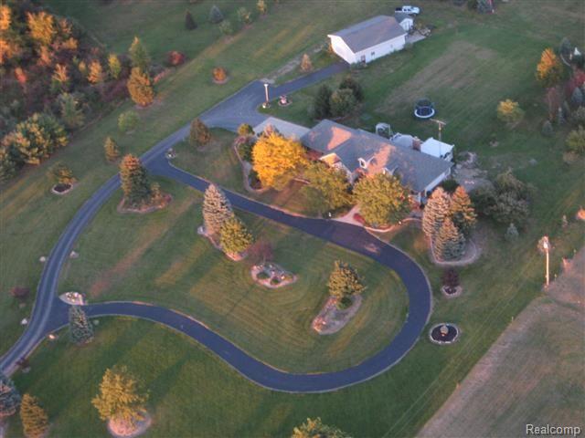 2311 Bullock Road Lapeer, MI 48446 - Photo 2 of 36 3 (Small).jpg