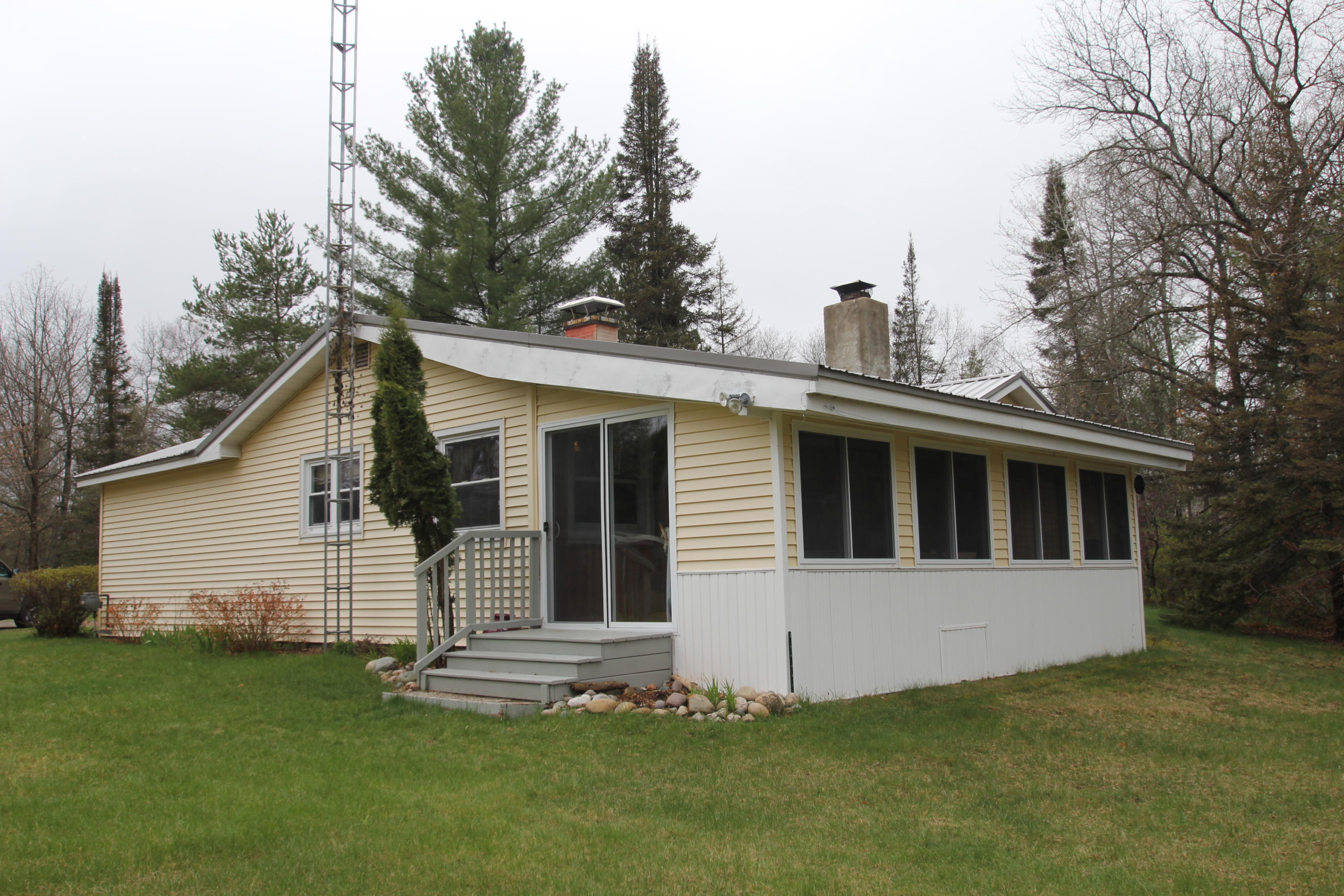 12616 Kohlman Road Atlanta, MI 49709 - Photo 6 of 40 Gallery Image 6