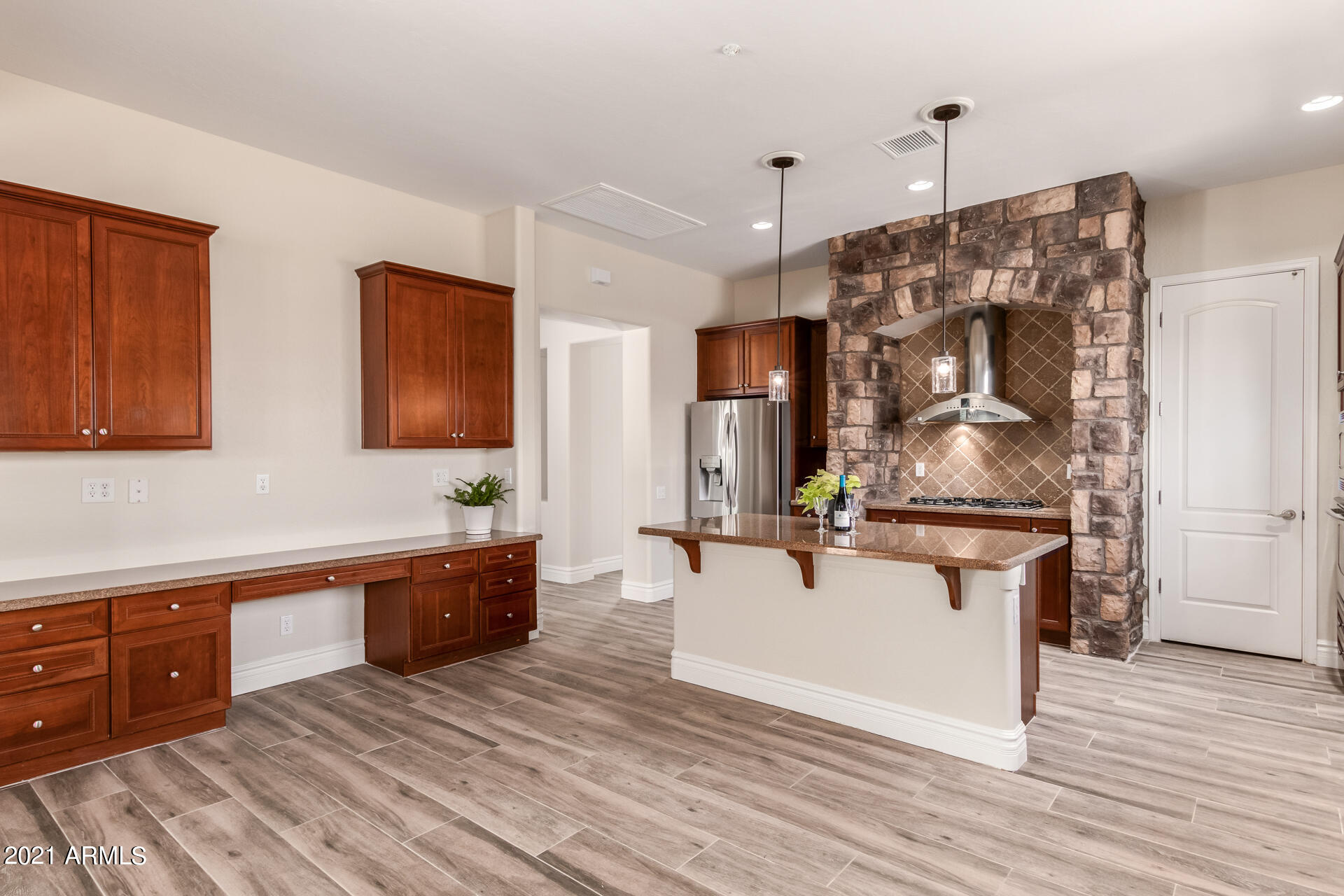 8665 West Rowel Road Peoria, AZ 85383 - Photo 14 of 55 0014-14 Rowel 8665